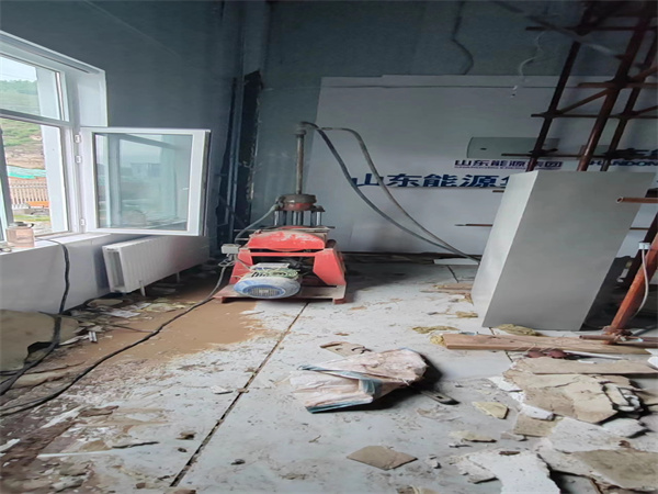 梅河口地基基础下沉墙体裂缝加固注浆顶升施工